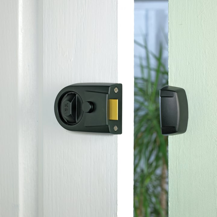 Yale Y3 - Standard Night Latch (60mm, Black)